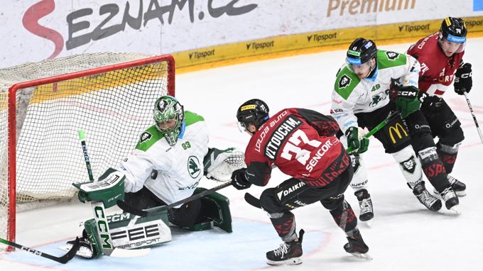 ONLINE: Kometa - Motor ČB 2:3. Dynamo vyhrálo v Třinci, slaví Sparta i Plzeň ONLINE: Kometa - Motor ČB 2:3. Dynamo vyhrálo v Třinci, slaví Sparta i Plzeň