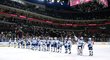Brněnští hokejisté se radují z výhry 5:4 po nájezdech na ledě Sparty