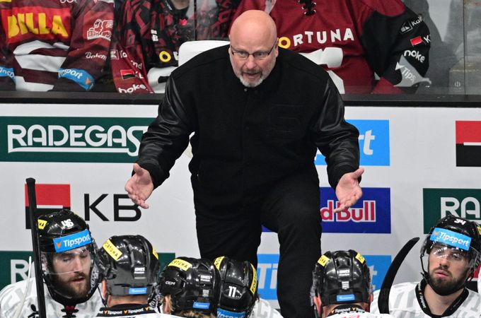 Pět minut hrůzy Sparty v Hradci. Musíme být nespokojení a pracovat dál, řekl Augusta Pět minut hrůzy Sparty v Hradci. Musíme být nespokojení a pracovat dál, řekl Augusta