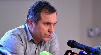 Řezníček: O divácích je holý nesmysl se bavit. Můžeme hrát do května