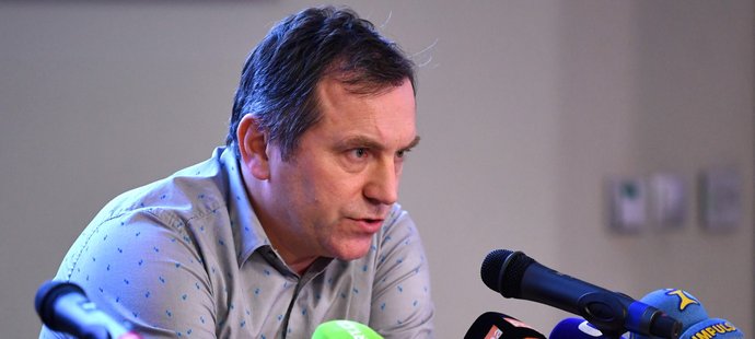 Šéf extraligy Josef Řezníček promluvil o problémech