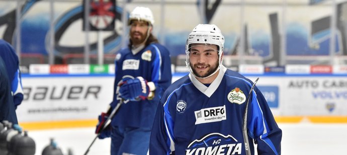 Brandon Magee (v popředí) a Peter Mueller (v pozadí) během tréninku Komety