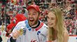 Slovenský hokejista Marko Daňo a jeho láska Petra se stali rodiči