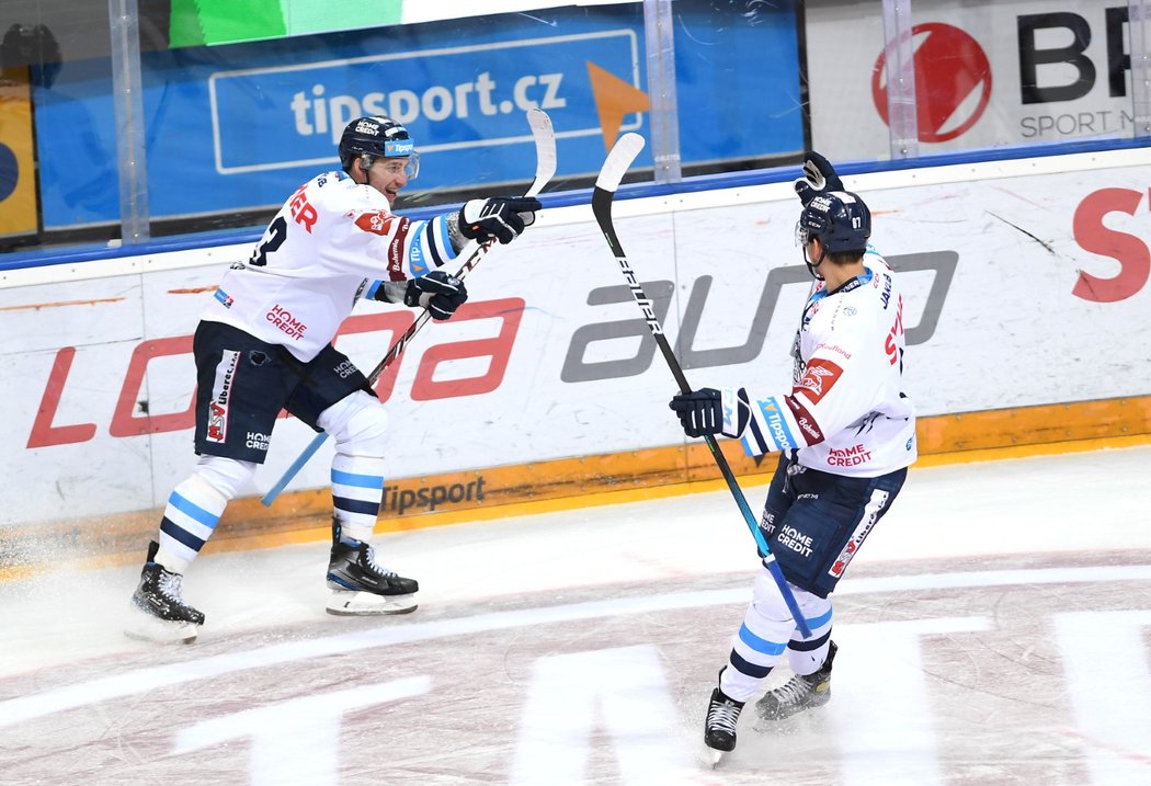 Jaroslav Vlach nasázel Spartě hattrick za jednu třetinu