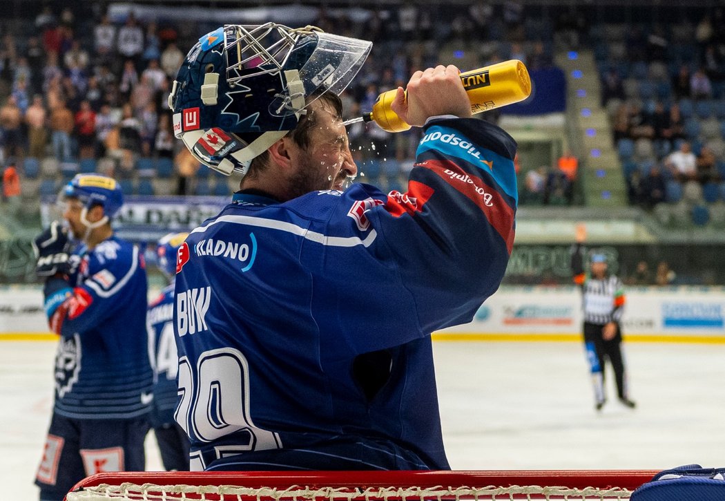 Kanadský brankář Kladna Landon Bow