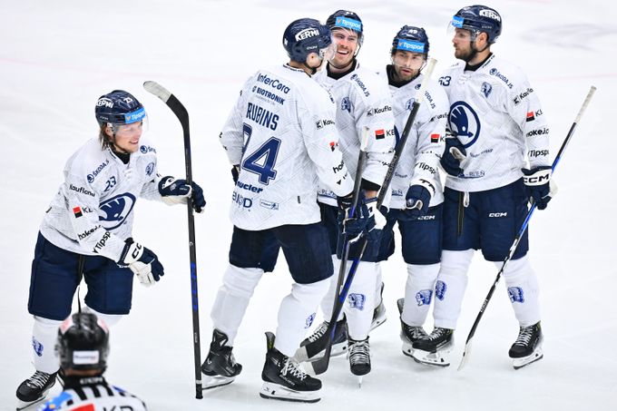 ONLINE: Plzeň - Skelleftea. Západočeši hájí vedení v Lize mistrů, Liberec hostí Frölundu ONLINE: Plzeň - Skelleftea. Západočeši hájí vedení v Lize mistrů, Liberec hostí Frölundu