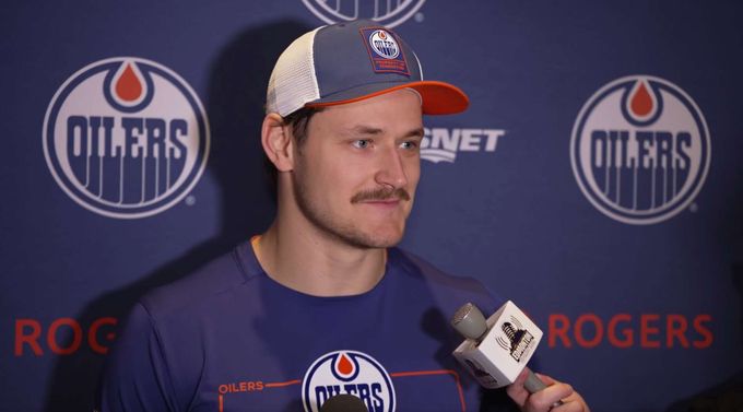 Další rok, další pokus. Tralmaks bojuje o NHL v Edmontonu, zaujal jako koule nenávisti Další rok, další pokus. Tralmaks bojuje o NHL v Edmontonu, zaujal jako koule nenávisti