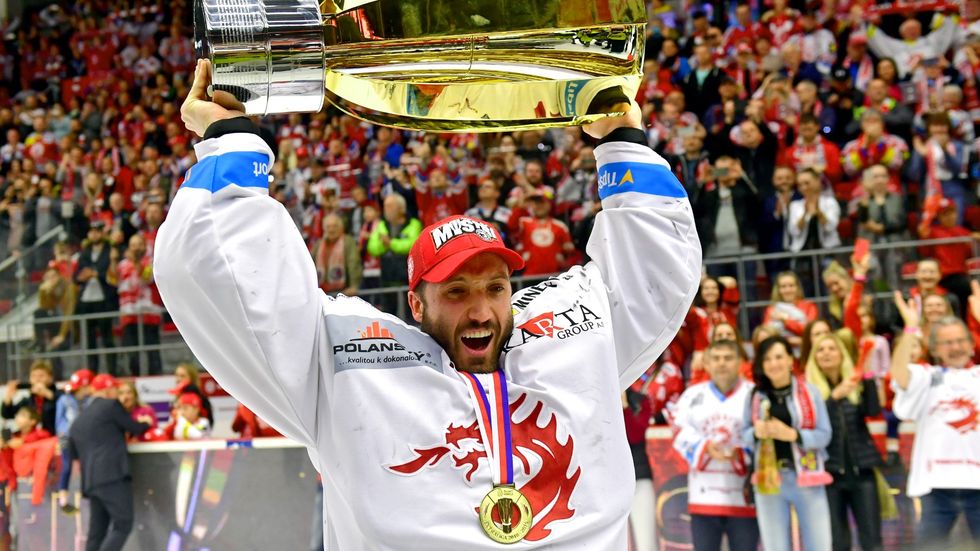 Šimon Hrubec slaví vítězné play off