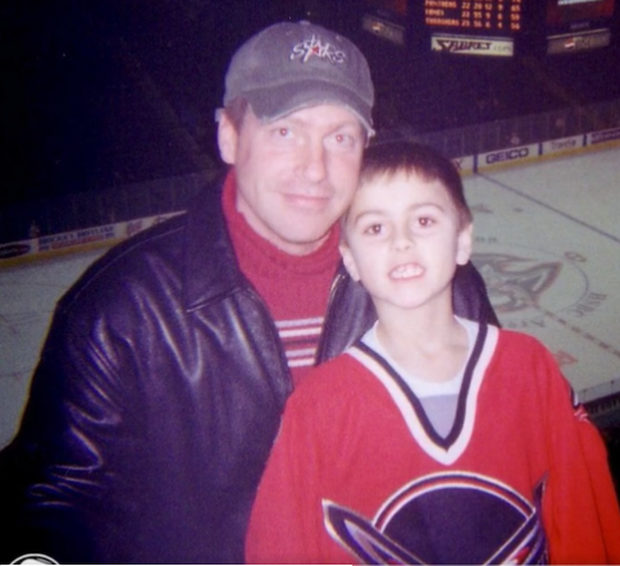 Americký útočník Alex Tuch byl od dětství fanouškem Buffala. Vůbec mu tedy nevadilo, když byl v minulé sezoně vyměněn z Las Vegas za Jacka Eichela Americký útočník Alex Tuch byl od dětství fanouškem Buffala. Vůbec mu tedy nevadilo, když byl v minulé sezoně vyměněn z Las Vegas za Jacka Eichela