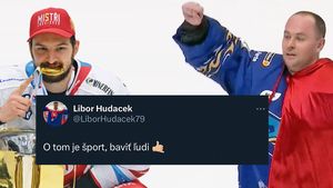 Hudáček pod palbou. Obří kritika za podporu bratra, který „baví“ v KHL