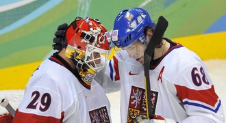 V polovině soutěže by Zlatou hokejku získal Vokoun