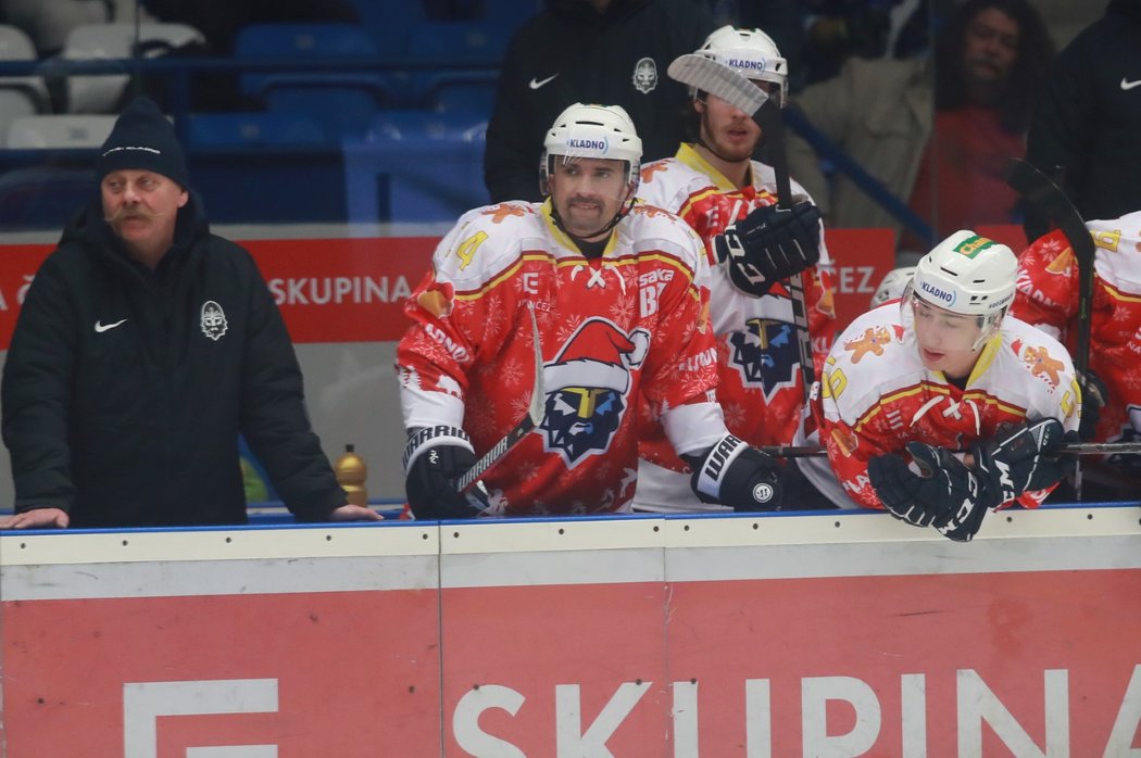 Hokejisté Kladna před Vánoci oblékli speciální vánoční dresy, zahrál si v nich i Tomáš Plekanec