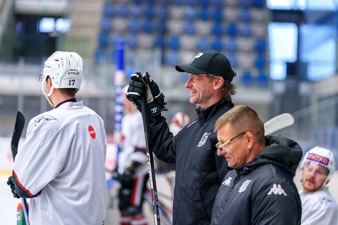 Hübl: Kämpf a Kašovci mají obrovskou sílu. Do Chomutova získal Baránka, zůstane Hanzl? Hübl: Kämpf a Kašovci mají obrovskou sílu. Do Chomutova získal Baránka, zůstane Hanzl?