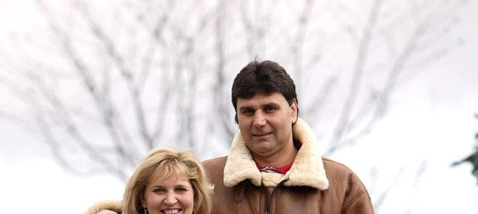 Šťastné chvilky zamilované dvojice: Vladimír Růžička s manželkou Evou