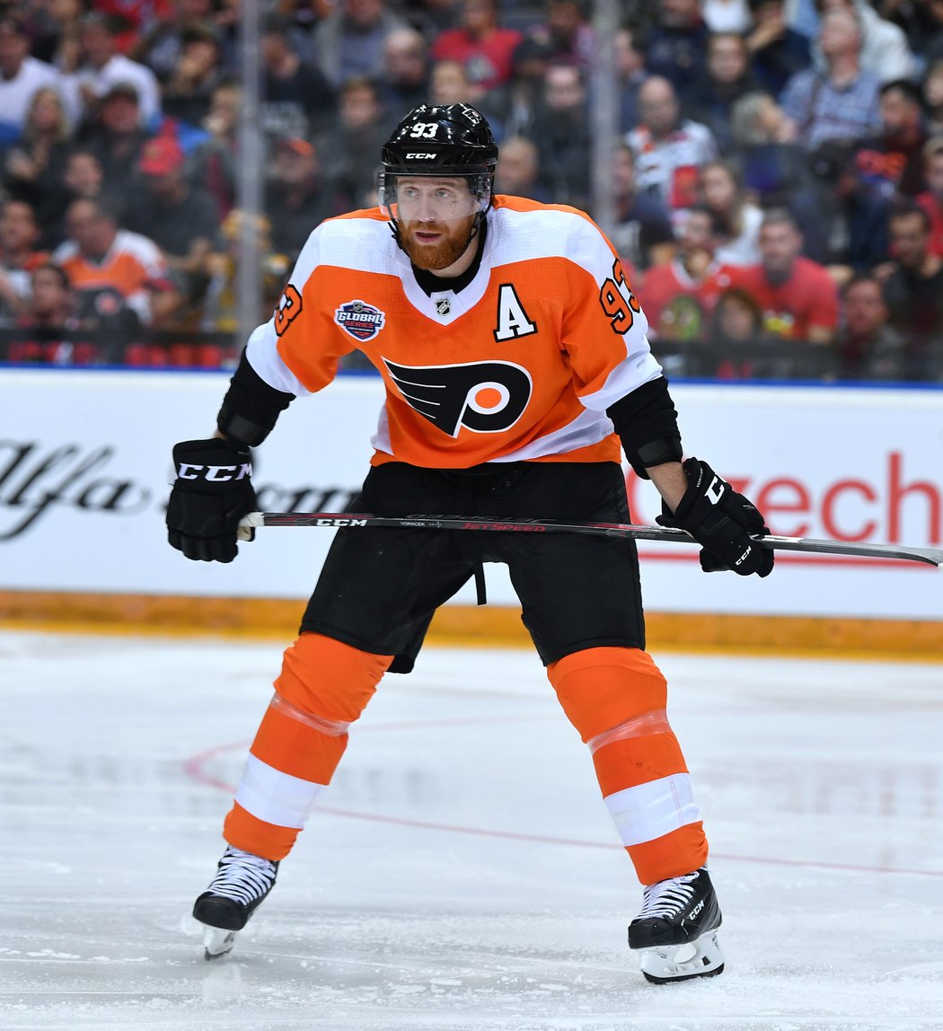 Jakub Voráček z Philadelphie přišel o možnost zahrát si nedělní zápas NHL pod širým nebem u jezera Tahoe. Jeho jméno figuruje mezi šesticí hráčů Flyers, kteří zůstávají mimo hru v souladu s takzvaným covidovým protokolem.