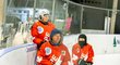 Hokejisté týmů "Naděje" a "Lék" strávili na ledě 252 hodin pro charitu