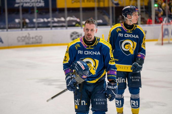 Ve Zlíně dál vládne Pravda a blbá nálada. Fanoušci chtějí návrat Hamrly: Zbytečné téma Ve Zlíně dál vládne Pravda a blbá nálada. Fanoušci chtějí návrat Hamrly: Zbytečné téma