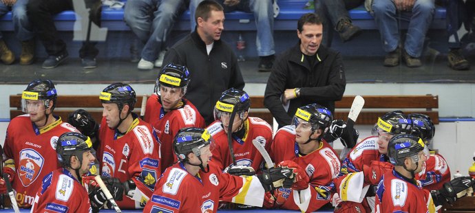 Hokejisté Znojma si na poslední chvíli zajistili účast v play-off EBEL ligy.