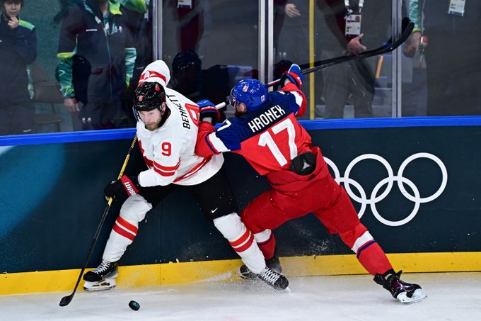 MS v hokeji ONLINE: Posílí Česko Hronek? Čeká se na prohlídku, popsal Šlégr MS v hokeji ONLINE: Posílí Česko Hronek? Čeká se na prohlídku, popsal Šlégr