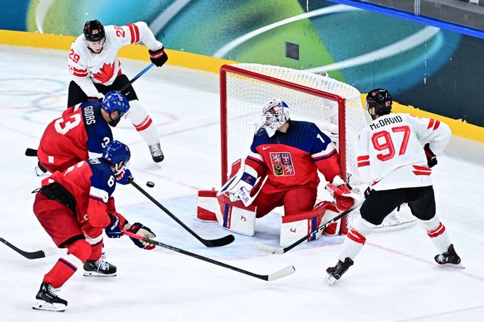 Neřešte odskočenou Kanadu, ať si hraje... Teď to vlastně začíná. Bronz je otevřený Neřešte odskočenou Kanadu, ať si hraje... Teď to vlastně začíná. Bronz je otevřený