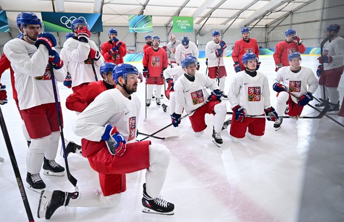 ONLINE 10. dne ZOH: Hokejisté trénovali před Dánskem. Jak nastoupí útoky? ONLINE 10. dne ZOH: Hokejisté trénovali před Dánskem. Jak nastoupí útoky?