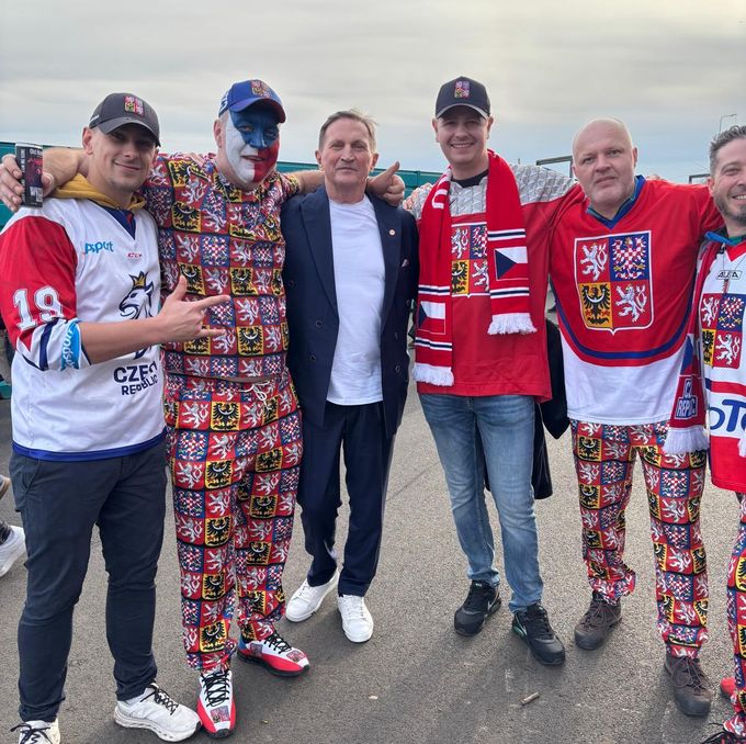 Hadamczik se vrátil: Bronz? Tehdy se říkalo, že je to málo. A mám vzkaz pro český hokej Hadamczik se vrátil: Bronz? Tehdy se říkalo, že je to málo. A mám vzkaz pro český hokej