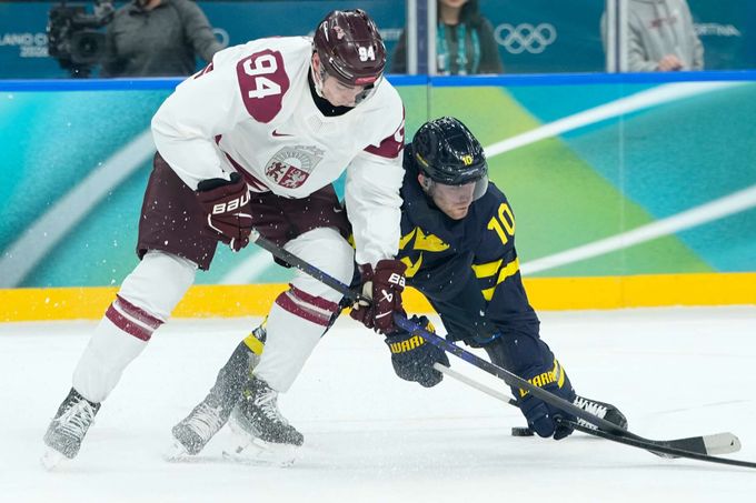 Osmifinále ZOH: Švédové vyřadili Lotyše. Postup dál slaví Švýcaři i Němci Osmifinále ZOH: Švédové vyřadili Lotyše. Postup dál slaví Švýcaři i Němci