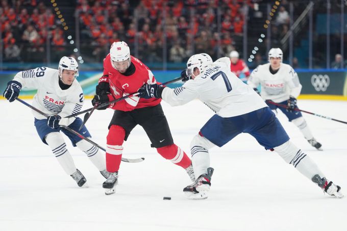 Hokej ONLINE: Švýcaři vynulovali Francii, USA vyzývají Lotyše. Německo - Dánsko Hokej ONLINE: Švýcaři vynulovali Francii, USA vyzývají Lotyše. Německo - Dánsko