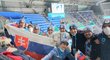 Slovenská parta na úpravu sjezdových tratí udělala hokejistům skvělou atmosféru