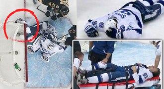 Stamkos narazil do tyče a zlomil si nohu, možná přijde o Soči