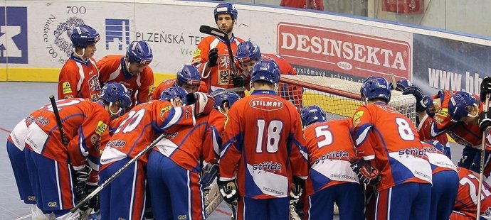 Česká hokejbalová reprezentace vstoupila do mistrovství světa výhrou nad Švýcarskem