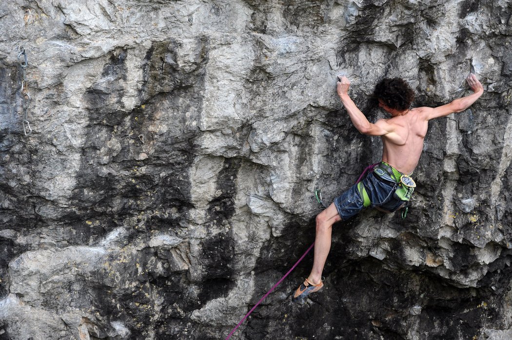 Český horolezec Adam Ondra