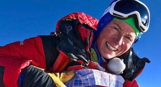 První Češka na K2! Kolouchová už má na kontě tři nejvyšší vrcholy světa