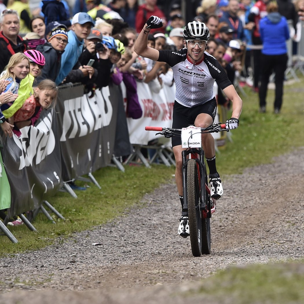 Ondřej Cink ovládl i český šampionát v maratonu na horských kolech