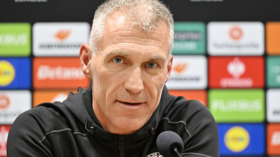 Martin Hyský na tiskové konferenci před zápasem s Fenerbahce