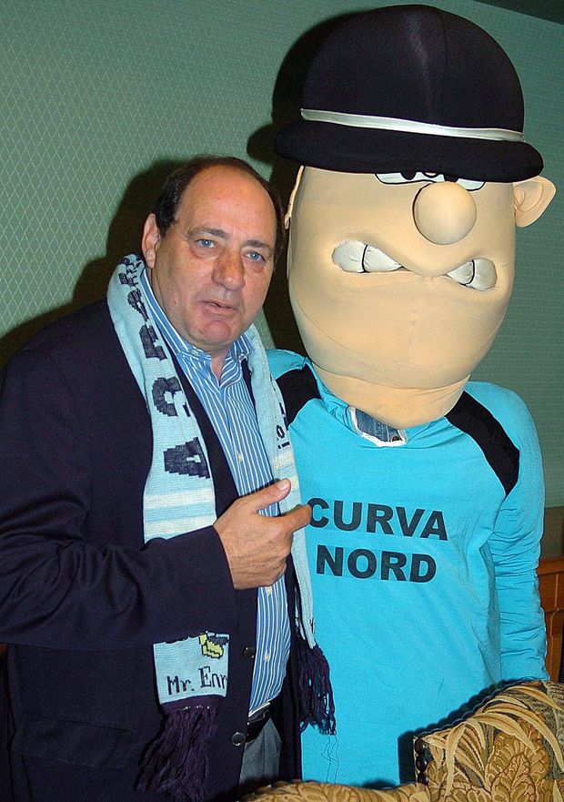 Floridy, kde tráGiorgio Chinaglia, populární útočník Lazia i italské reprezentace, zemřel na Floridě Floridy, kde tráGiorgio Chinaglia, populární útočník Lazia i italské reprezentace, zemřel na Floridě