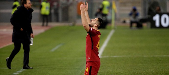 Kostas Manolas poslal svůj gól do nebe za Astorim