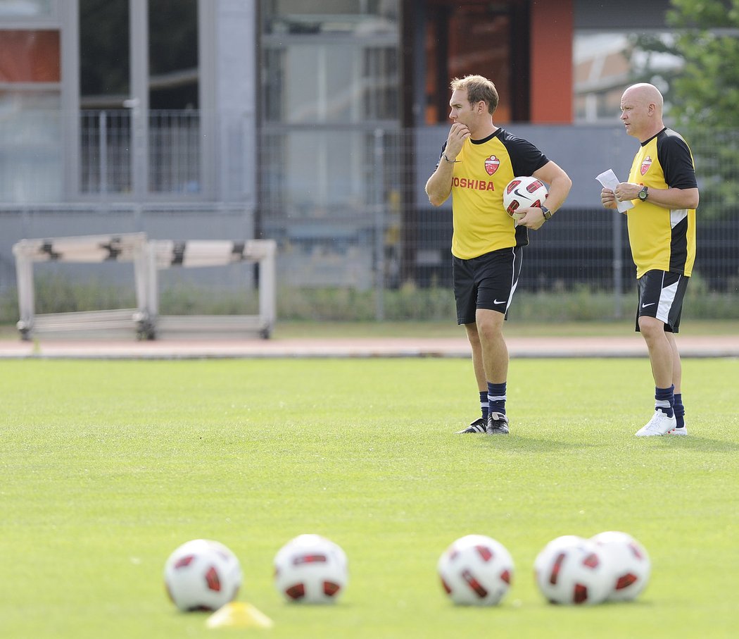 Ivan Hašek ještě jako trenér celku Al Ahlí během soustředění v Praze