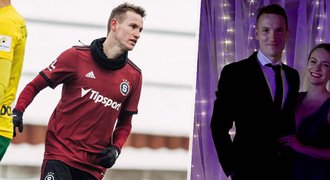 Vánoce sparťana Jankta: Nadělil si letušku! Vánoce sparťana Jankta: Nadělil si letušku!