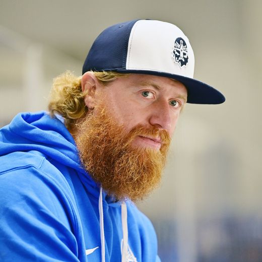 Voráček prozradil, že nemalou část vydělaných peněz z NHL vyhodil do koše Voráček prozradil, že nemalou část vydělaných peněz z NHL vyhodil do koše