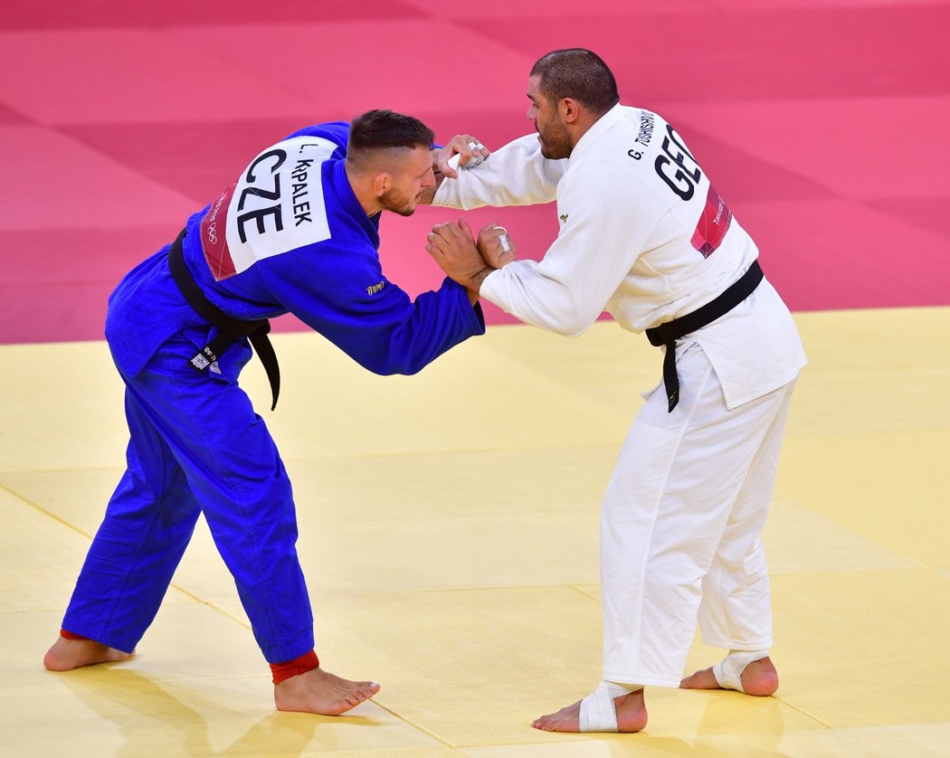 Lukáš Krpálek vybojoval v Tokiu zlatou medaili.