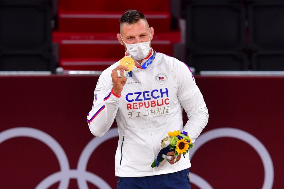 ČERVENEC: Lukáš Krpálek získal svou druhou zlatou olympijskou medaili