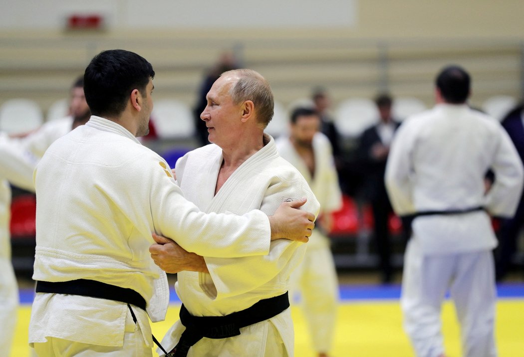 Putin má ke sportu  blízký vztah. Teď ho využívá k propagandě