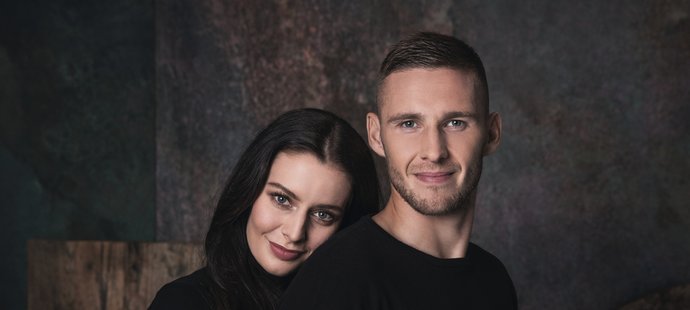 Fotbalista Pavel Kadeřábek s manželkou Terezou