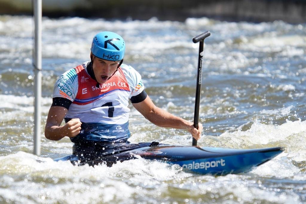 Lukáš Rohan se posunul do průběžného vedení  mezi singlkanoisty