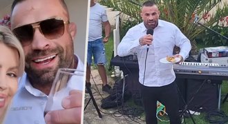 Karlos Vémola slavil narozeniny: Divoký mejdan do noci a přání ze strip klubu! Karlos Vémola slavil narozeniny: Divoký mejdan do noci a přání ze strip klubu!
