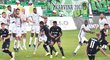 Internacionální zeď Karviné v úvodním ligovém derby proti Baníku