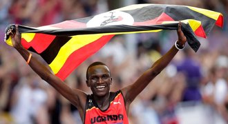 Keňa bez maratonského titulu! Tradiční velmoc převezl Uganďan