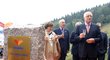 V Liberci Václav Klaus poklepal na základní kamen skokanského areálu, který se začal budovat kvůli mistrovství světa