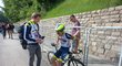 Český cyklista Jan Hirt ovládl etapu na Giro d´Italia i přes křeče a potíže s kolem